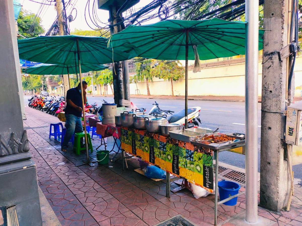 Hotel Bbhouse Phra Athit à Bangkok Extérieur photo